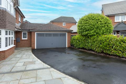 4 bedroom detached house for sale, Holly Wood Way, Blackpool, Lancashire, FY4