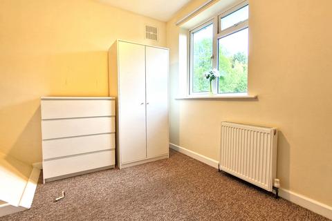 undefined, Luton, LU2