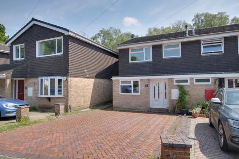 3 bedroom semi-detached house for sale, North Baddesley, Southampton