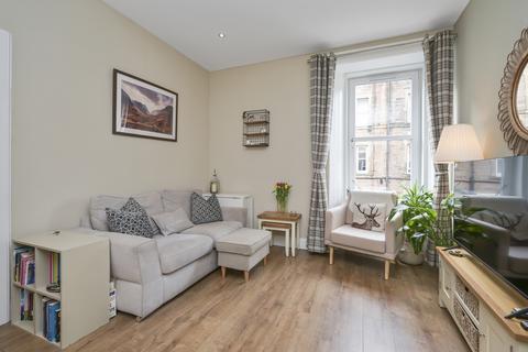 1 bedroom flat for sale, 28 (1f2), Gardner's Crescent, Edinburgh, EH3 8DF