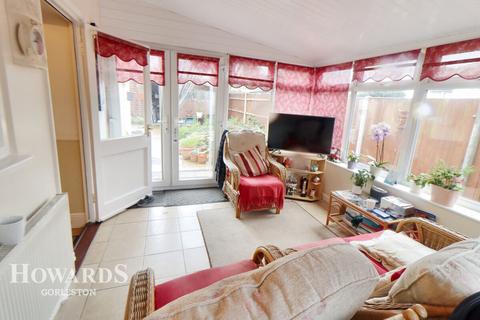 4 bedroom end of terrace house for sale, Gordon Road, Great Yarmouth