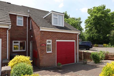 3 bedroom semi-detached house for sale, Shaw Close, Andover, SP10 3BT