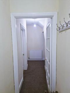 2 bedroom ground floor flat to rent, Springbank Road, Newcastle upon Tyne NE2
