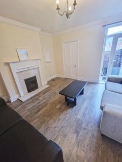 2 bedroom ground floor flat to rent, Springbank Road, Newcastle upon Tyne NE2