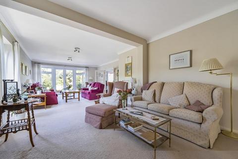 5 bedroom detached house for sale, Hayes Mead Road, Hayes