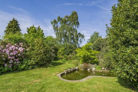 5 bedroom detached house for sale, Hayes Mead Road, Hayes