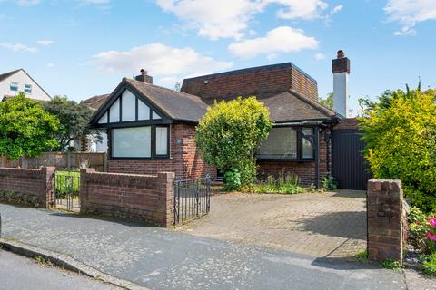 4 bedroom detached house for sale, Florence Road, Walton-on-Thames, KT12
