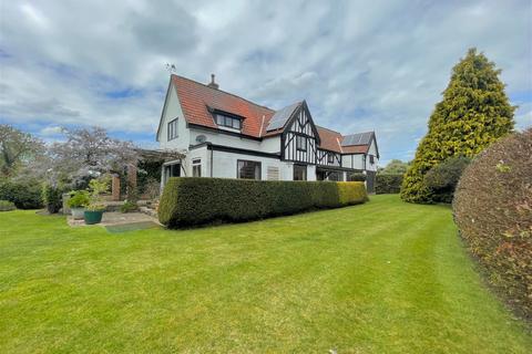 5 bedroom detached house for sale, The Folly, Haughley