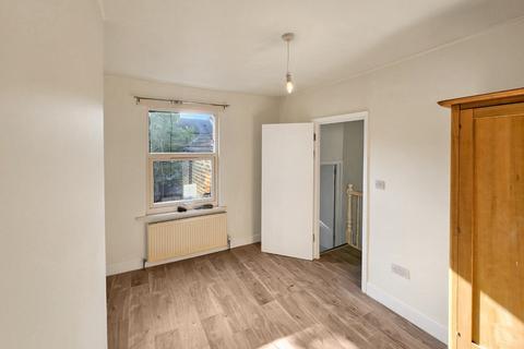 4 bedroom terraced house to rent, Liffler Road, London, Greater London, SE18 1AT