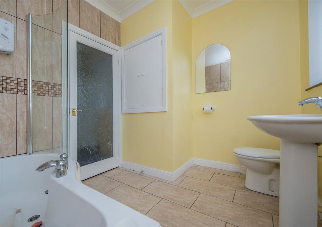 Ensuite Bathroom