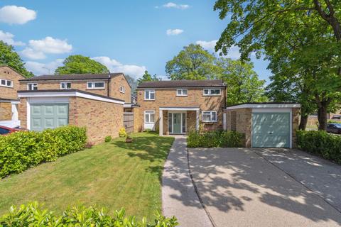 5 Dupre Crescent, Wilton Park, Beaconsfield, HP9 2RW