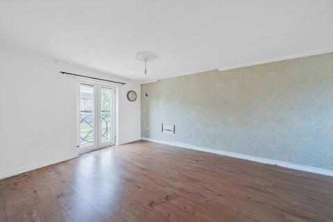 34 Miles Drive, London, SE28 0JA