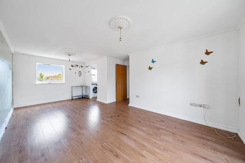 34 Miles Drive, London, SE28 0JA