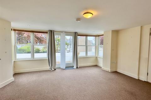 1 bedroom ground floor flat for sale, Fernleigh Road, Wadebridge, PL27