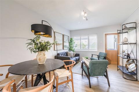 15 Beech Grove, Addlestone, KT15 1QQ