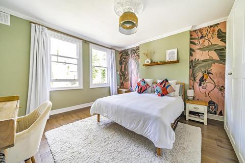 2 bedroom flat for sale, Brandram Road, Blackheath