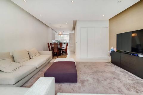 4 bedroom house to rent, Page Mews, Battersea, London, SW11