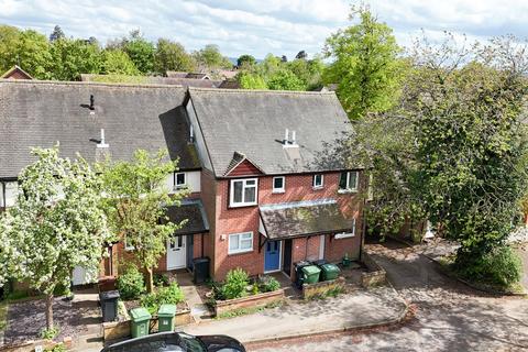 2 bedroom terraced house to rent, Thame Oxfordshire