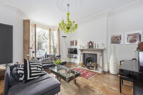 4 bedroom apartment for sale, Highbury Hill, London, N5