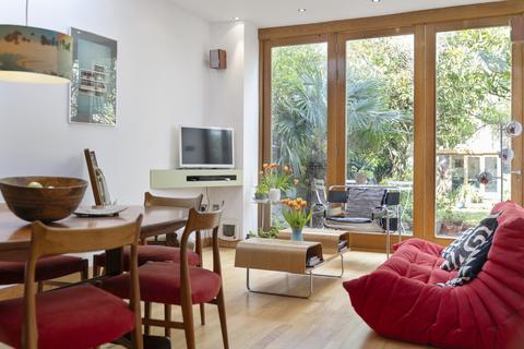 4 bedroom apartment for sale, Highbury Hill, London, N5