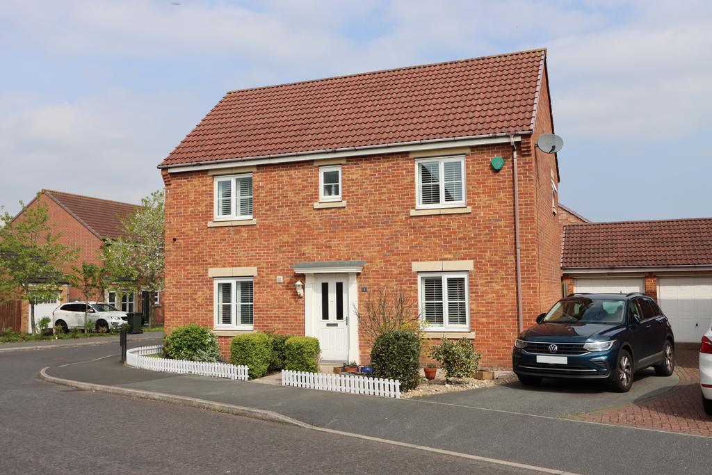 Earlsmeadow, Earsdon View, Newcastle... 4 bed detached house for sale