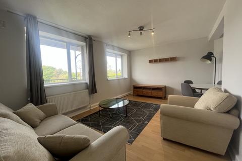 2 bedroom flat to rent, Kielder Square, Eccles New Road, Salford, M5 4UL