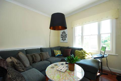 2 bedroom flat to rent, Belsize Avenue, Belsize Park, London, NW3