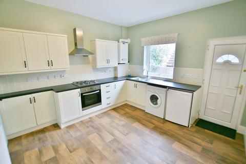 2 bedroom terraced house to rent, Snape Hill Lane, Dronfield, S18 2GL