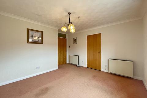 2 bedroom apartment for sale, Regent Court, Preston PR2