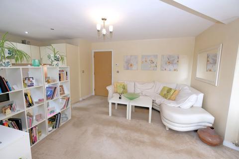 2 bedroom apartment for sale, Sandwich Road, Ellesmere House, Ellesmere Park, M30