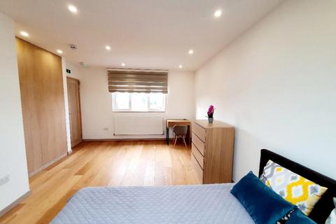 1 bedroom semi-detached house to rent, Wolseley Road, Harrow, HA3