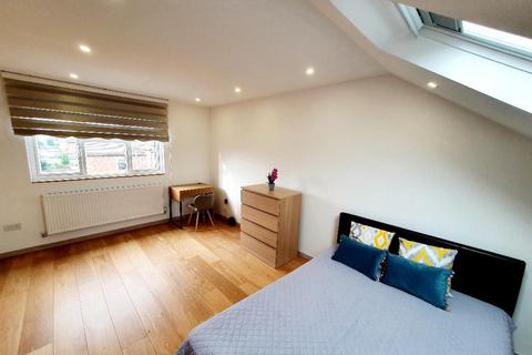 1 bedroom semi-detached house to rent, Wolseley Road, Harrow, HA3