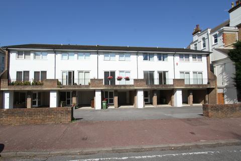 4 bedroom semi-detached house for sale, Hardwick Road, Eastbourne BN21