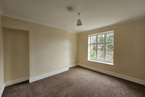 1 bedroom in a house share to rent, Courtenay Park, Newton Abbot TQ12
