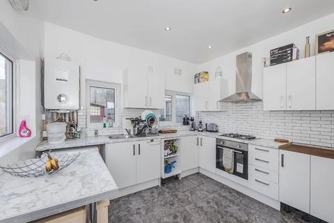 3 bedroom semi-detached house for sale, Idmiston Road, London, E15