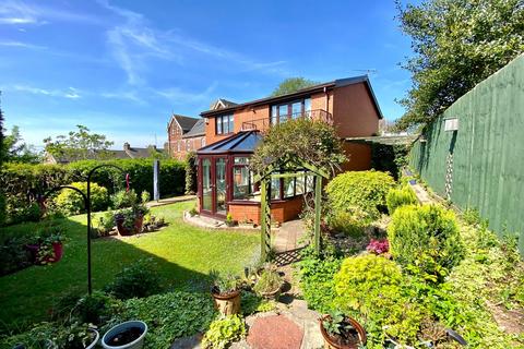 3 bedroom detached house for sale, Victoria Avenue, Newport NP19