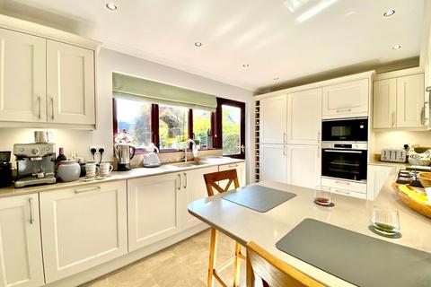 3 bedroom detached house for sale, Victoria Avenue, Newport NP19