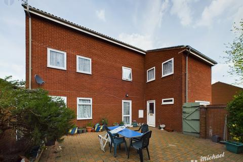 4 bedroom detached house for sale, Witham Way, Aylesbury