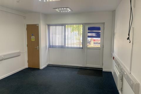 Industrial unit to rent, Brandon IP27