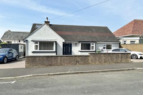 6 bedroom bungalow for sale, 25 Belgravia Road, Onchan, IM3 1HN