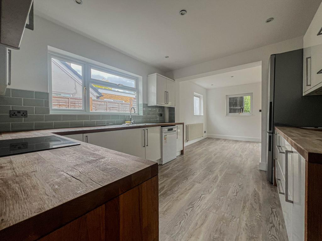Howe Green Road, Purleigh, CM3 3 bed semidetached house for sale £