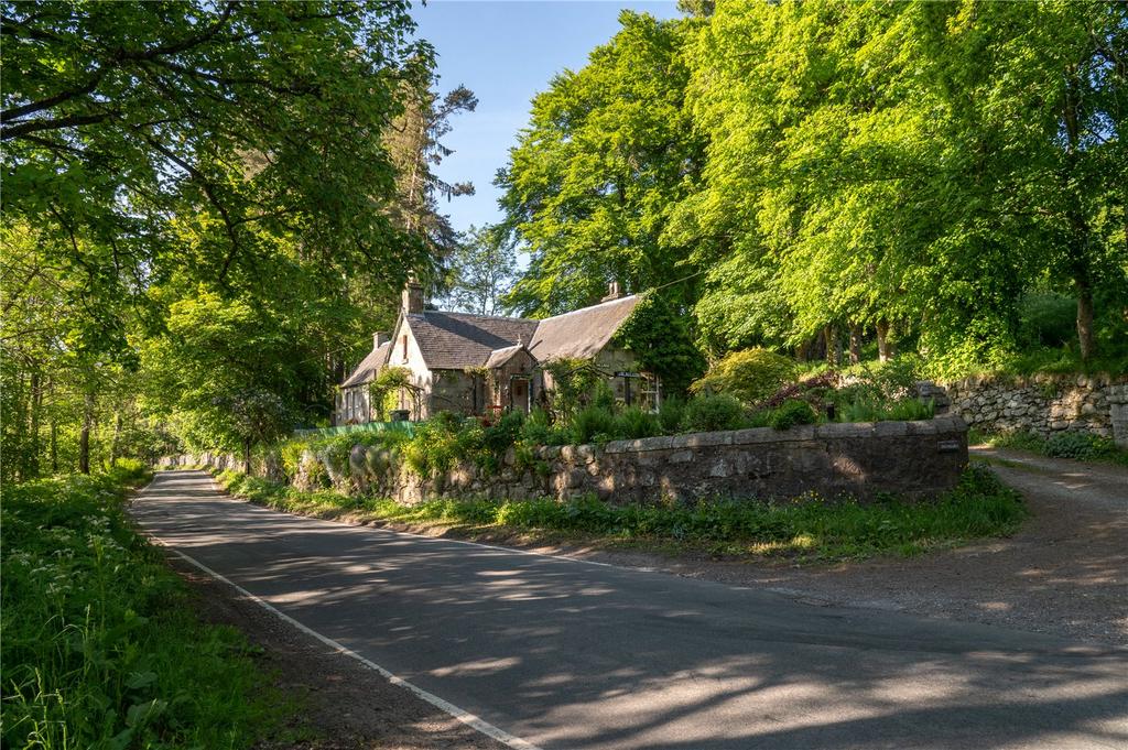Gate Lodge