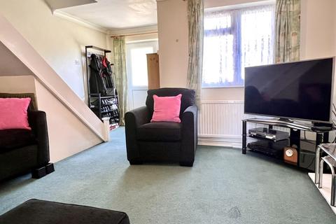 2 bedroom terraced house for sale, Vale End, Thurnby, Leicester, LE7