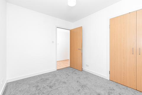 3 bedroom flat for sale, 9, Western Harbour Midway, Edinburgh, EH6 6LE
