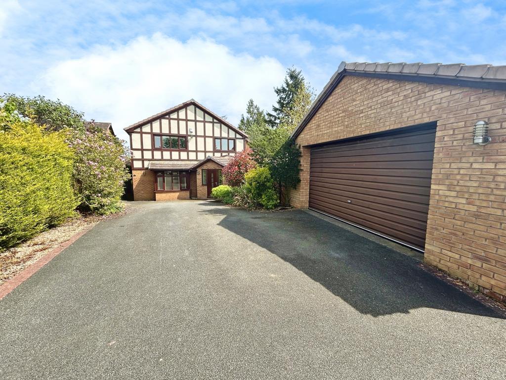 Chetwyn Court, Gresford, LL12 6 bed detached house for sale £650,000