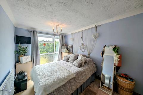 3 bedroom semi-detached house for sale, Coningsby Drive, Kidderminster, Worcestershire, DY11