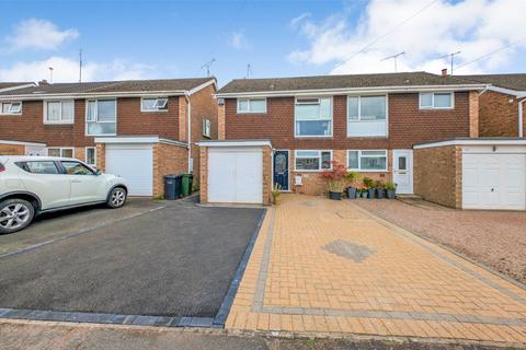 3 bedroom semi-detached house for sale, Coningsby Drive, Kidderminster, Worcestershire, DY11