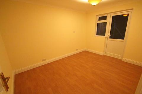 undefined, Willowmead Close, Woking GU21