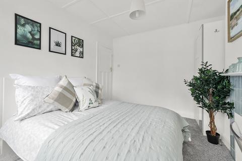 undefined, Cleveley Crescent, London W5