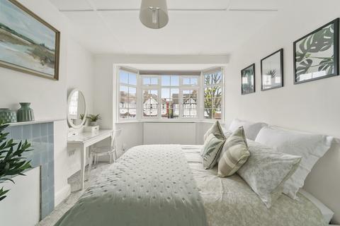 undefined, Cleveley Crescent, London W5
